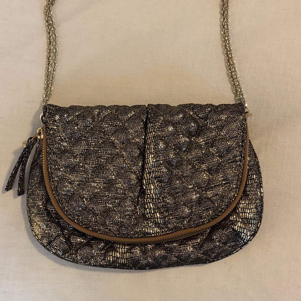 Like New! GAP Metallic Quilted Crossbody Bag